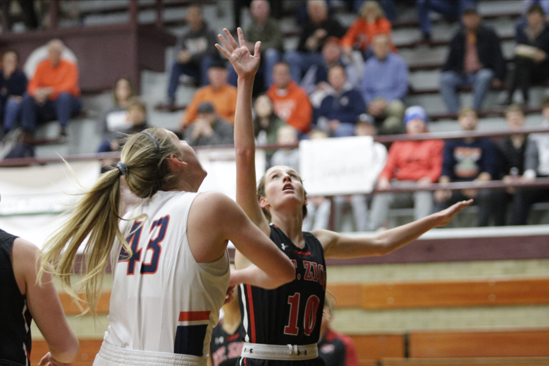 GALLERY-MtZion-sectional-semis-005-022620.JPG